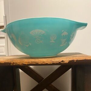Pyrex Cinderella Mixing Bowl